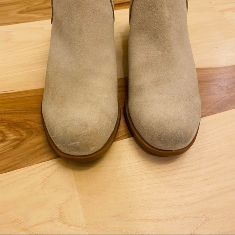 Sorel Beige Suede Ankle Booties - Picture 3 of 11